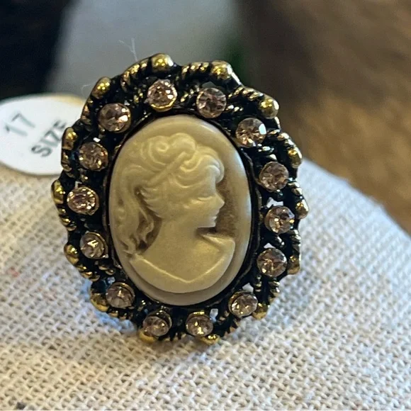Elegant Cameo Cocktail Ring with Crystal Accents
Measures at a US size 6-3/4 - Picture 8 of 11